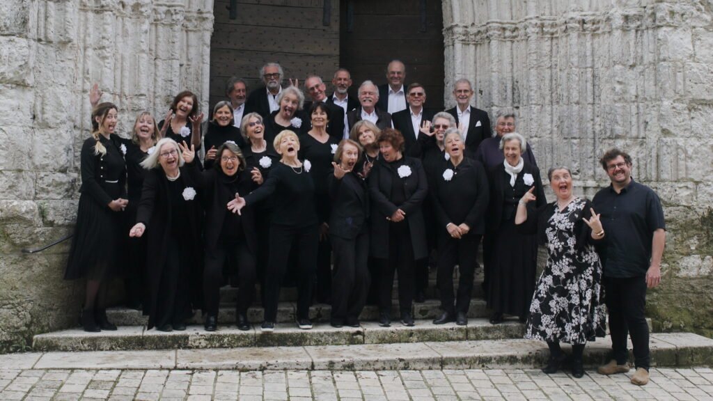Canta Vivace choir having fun
