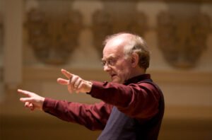 John Rutter conducts Canta Vivace